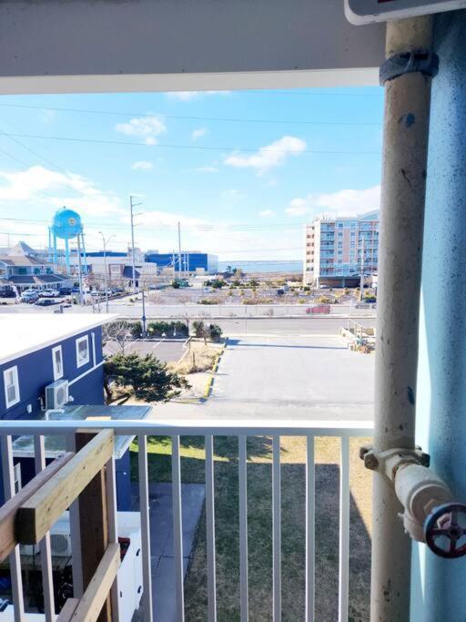 Beachfront Oasis Steps To The Beach Apartment Ocean City Exterior photo