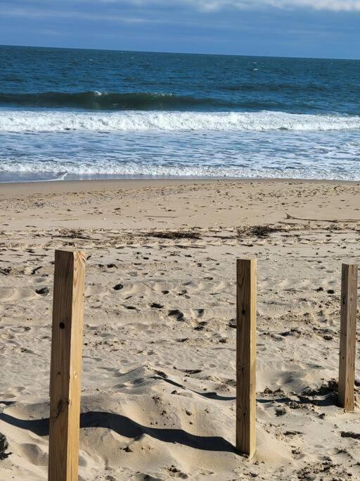 Beachfront Oasis Steps To The Beach Apartment Ocean City Exterior photo